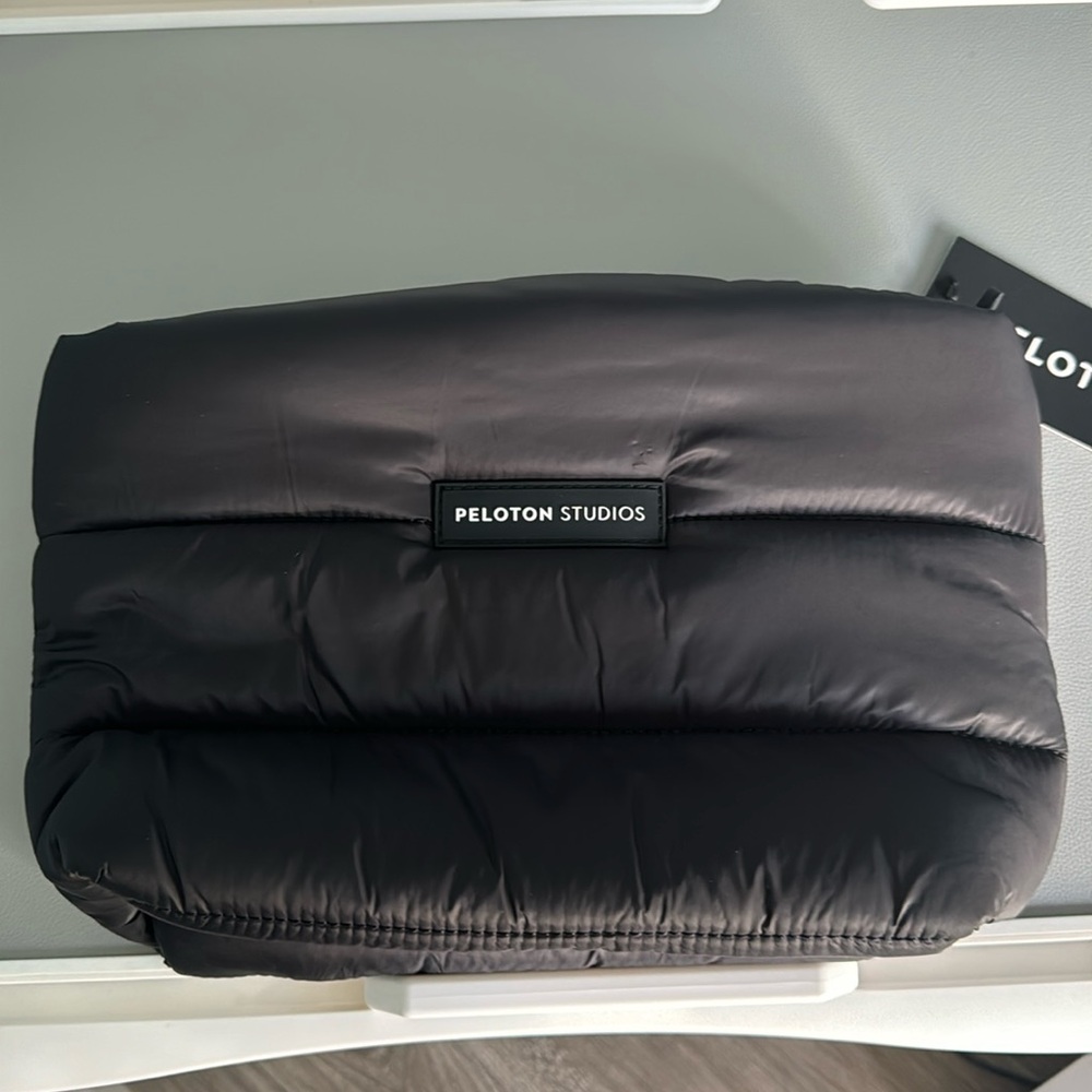 Peloton Studio Puffer Pouch